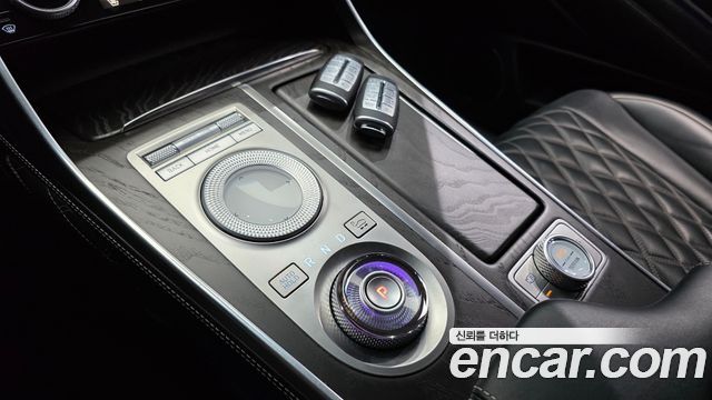 Genesis GV80 2020 — photo 12