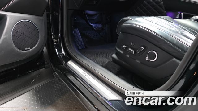 Genesis GV80 2020 — photo 19