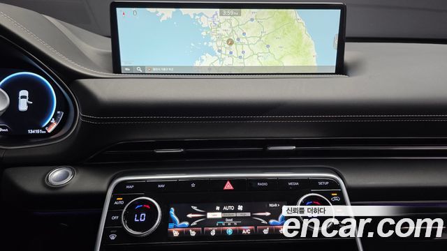 Genesis GV80 2020 — photo 20