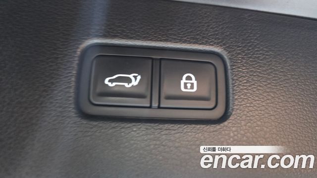 Genesis GV80 2020 — photo 23