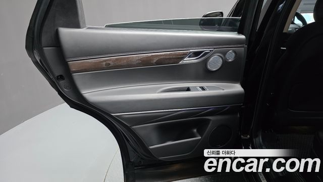 Genesis GV80 2020 — photo 15