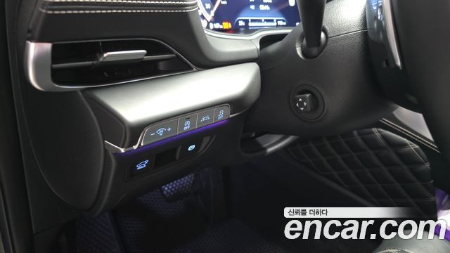 Genesis GV80 2020 — photo 27