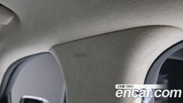 Genesis GV80 2020 — photo 29