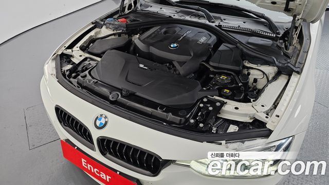 BMW 3-Series 2017 — photo 6