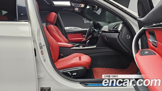 BMW 3-Series 2017 — photo 11