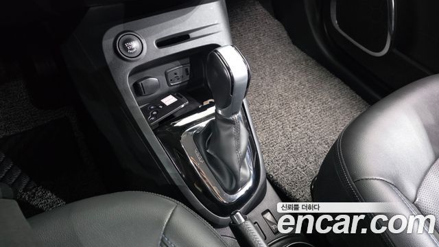 Renault Korea QM3 2017 — photo 12