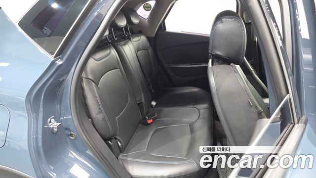 Renault Korea QM3 2017 — photo 17