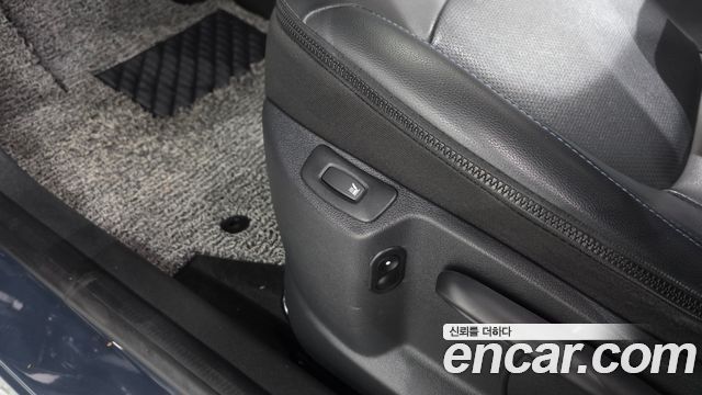 Renault Korea QM3 2017 — photo 23