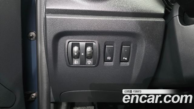 Renault Korea QM3 2017 — photo 24