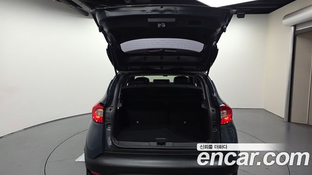Renault Korea QM3 2017 — photo 26