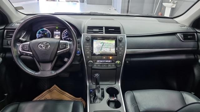 Toyota Camry 2016 — photo 7