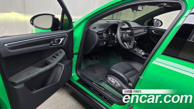 Porsche Macan 2024 — photo 13