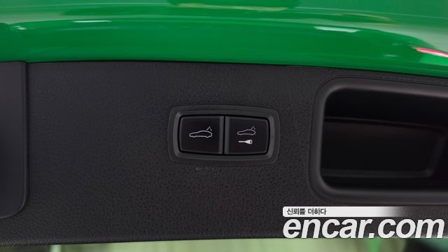 Porsche Macan 2024 — photo 22