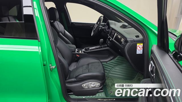 Porsche Macan 2024 — photo 16