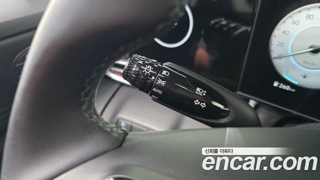 Hyundai AVANTE 2021 — photo 31