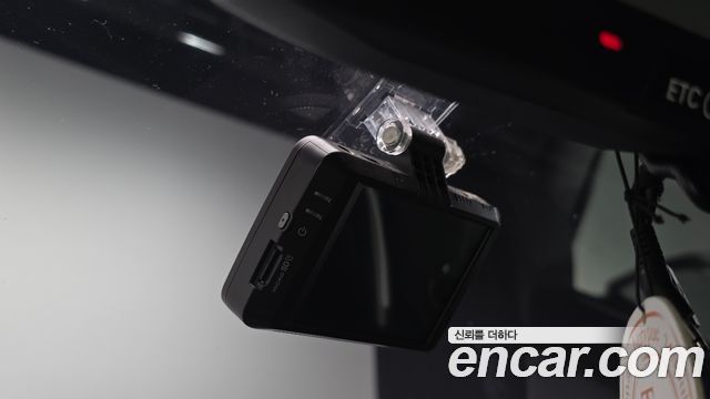 Hyundai Starex 2019 — photo 18