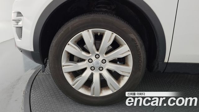 Land Rover Discovery Sport 2016 — photo 5