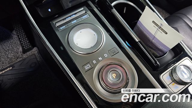 Genesis GV80 2020 — photo 9