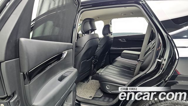 Genesis GV80 2020 — photo 11