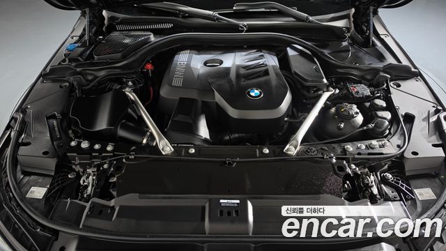 BMW 5-Series 2025 — photo 6