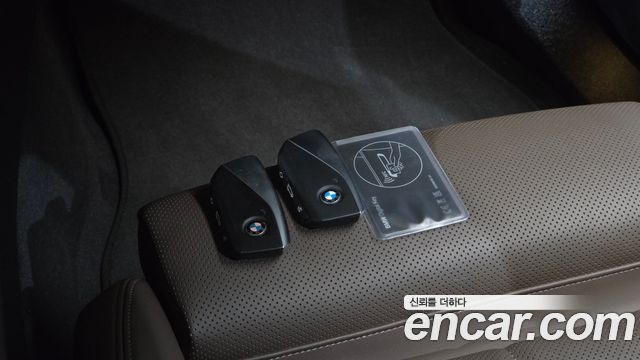 BMW 5-Series 2025 — photo 21