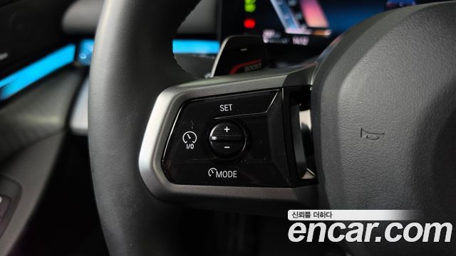 BMW 5-Series 2025 — photo 22