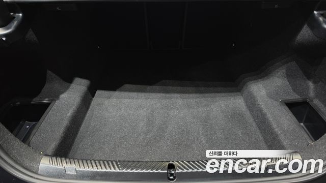 BMW 5-Series 2025 — photo 27