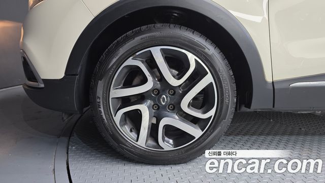 Renault Korea QM3 2015 — photo 5