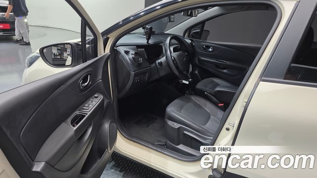 Renault Korea QM3 2015 — photo 13