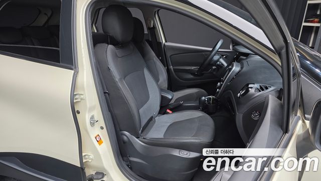 Renault Korea QM3 2015 — photo 17