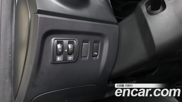 Renault Korea QM3 2015 — photo 20