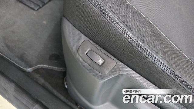 Renault Korea QM3 2015 — photo 21