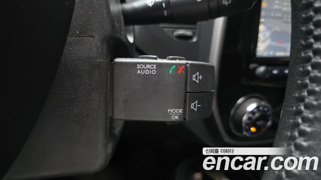 Renault Korea QM3 2015 — photo 24