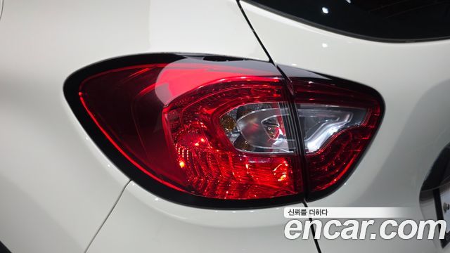 Renault Korea QM3 2015 — photo 9