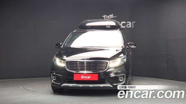Kia Canival 2018 — photo 3