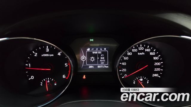 Kia Canival 2018 — photo 11