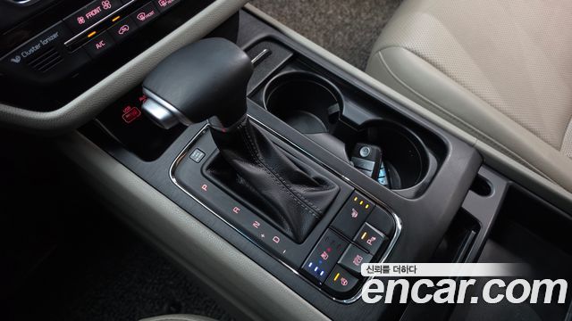 Kia Canival 2018 — photo 12