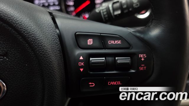 Kia Canival 2018 — photo 22