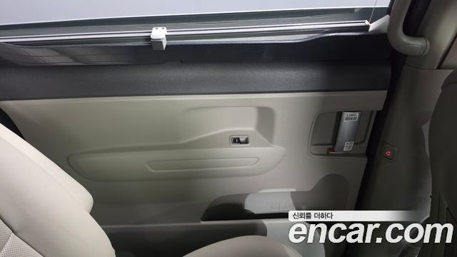 Kia Canival 2018 — photo 15