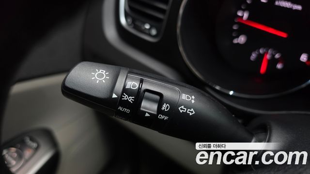Kia Canival 2018 — photo 27