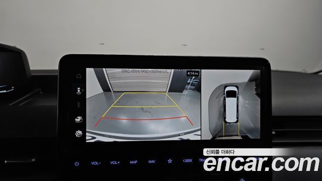 Hyundai Staria 2023 — photo 16