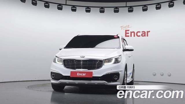 Kia Canival 2018 — photo 3