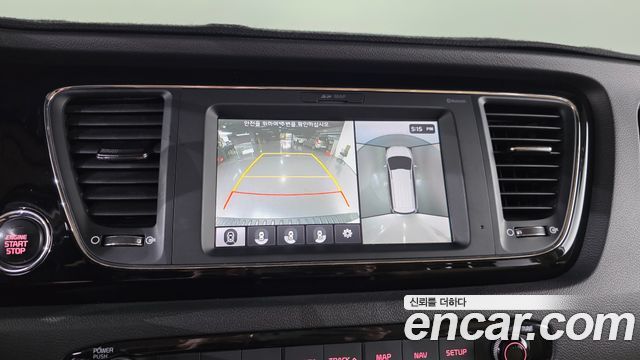 Kia Canival 2018 — photo 20
