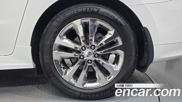 Kia Canival 2018 — photo 7