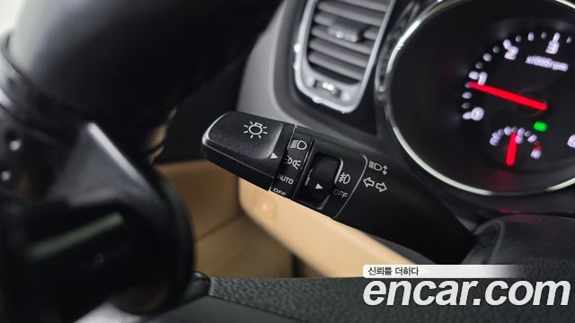 Kia Canival 2018 — photo 30