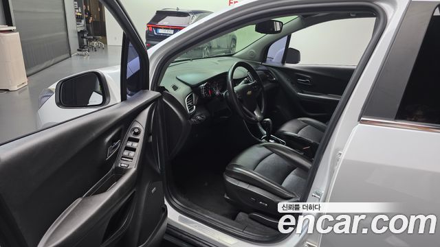 Chevrolet Korea Trax 2017 — photo 13