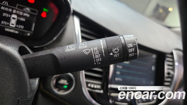 Chevrolet Korea Trax 2017 — photo 21