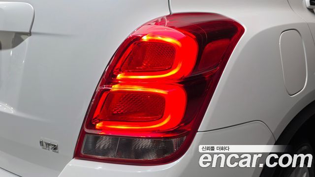 Chevrolet Korea Trax 2017 — photo 9