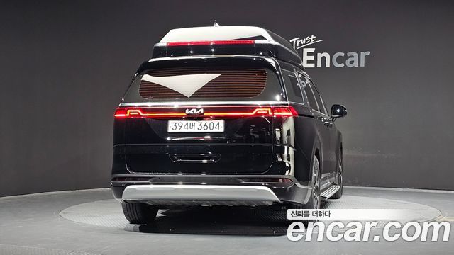 Kia Canival 2021 — photo 4