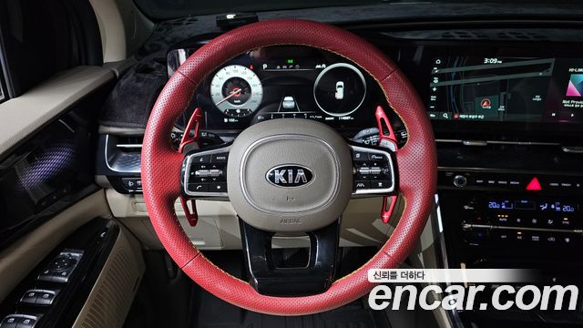 Kia Canival 2021 — photo 20